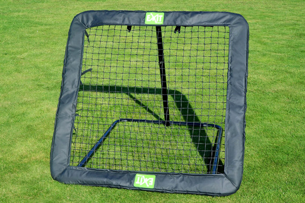 Afmeting van 124x124 cm.